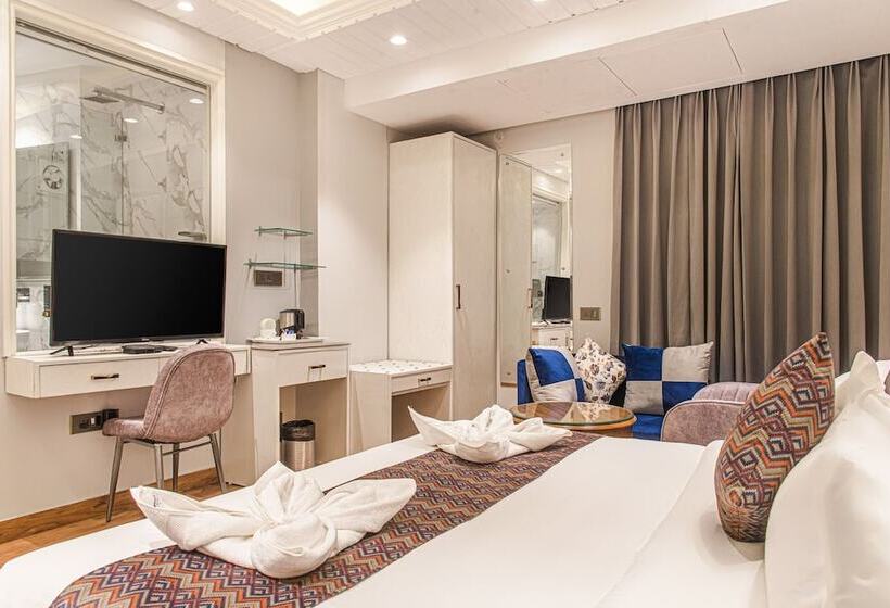 فندق Echor Anant Vilas Shoghi