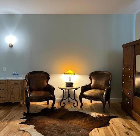 Отель Gallery 904