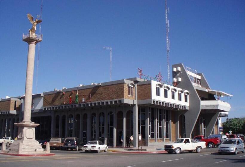 בית מלון כפרי Holiday Inn Navojoa, An Ihg