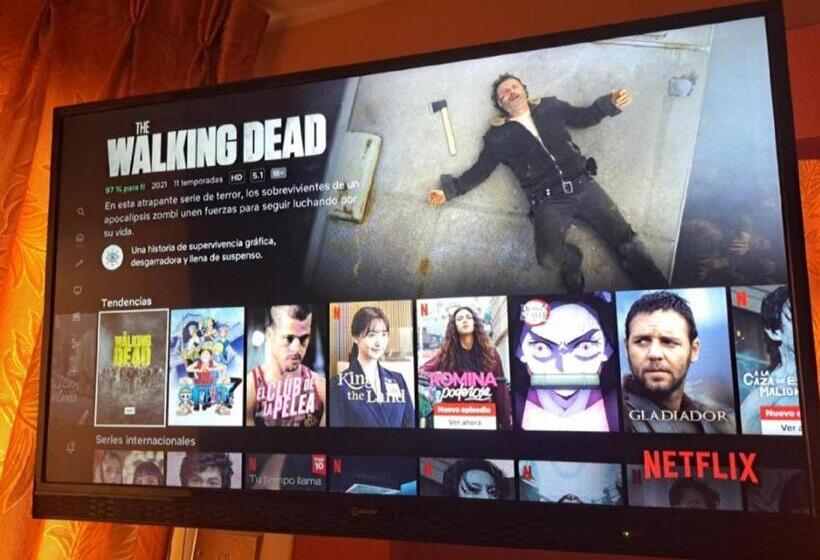 ホテル Hospedaje Leo