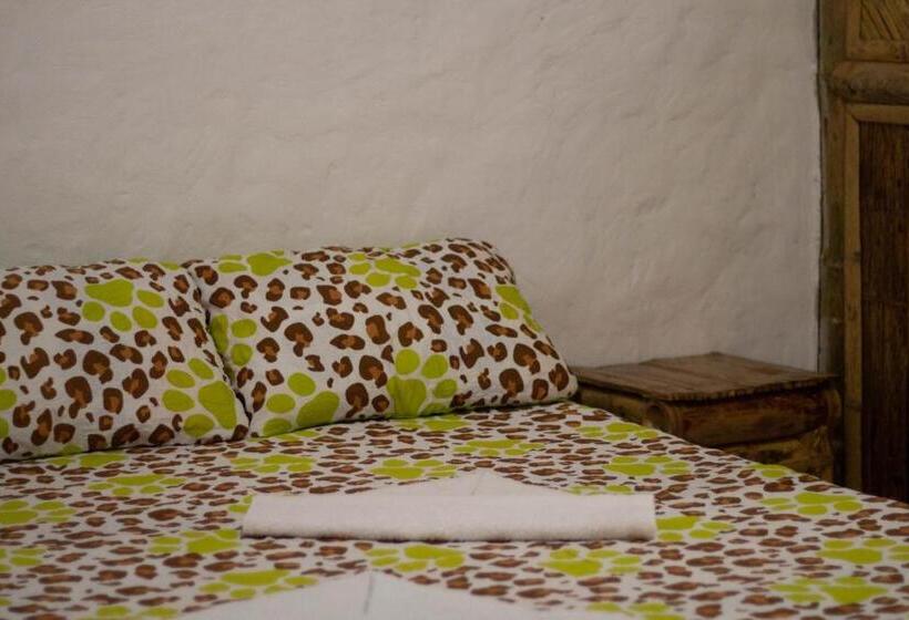 בית מלון כפרי Hostería El Sendero   Cocorná