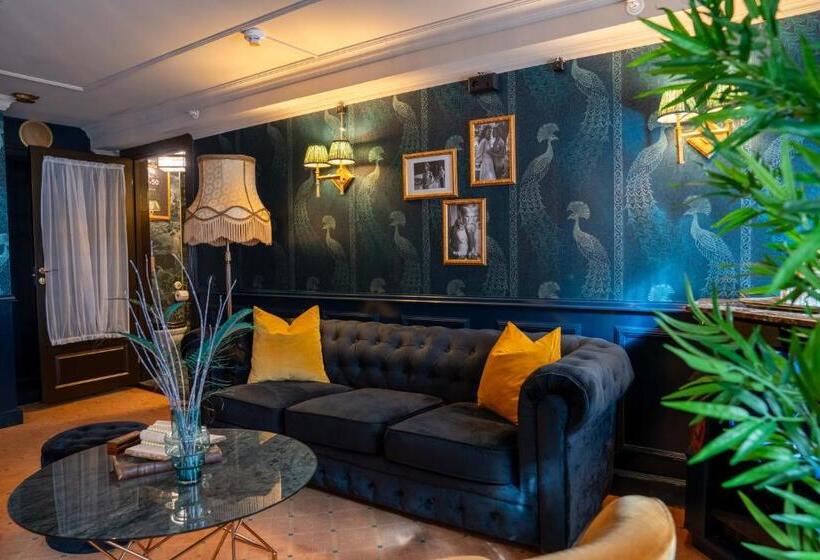 ホテル Charmante   Skostredet Hôtel