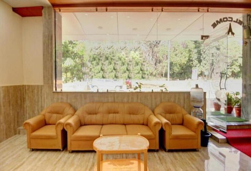 בית מלון כפרי Jaganmatha Kollur