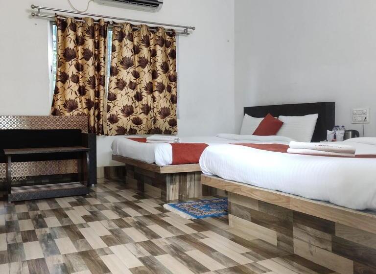 Отель Jaldapara Wild Huts By Stayapart