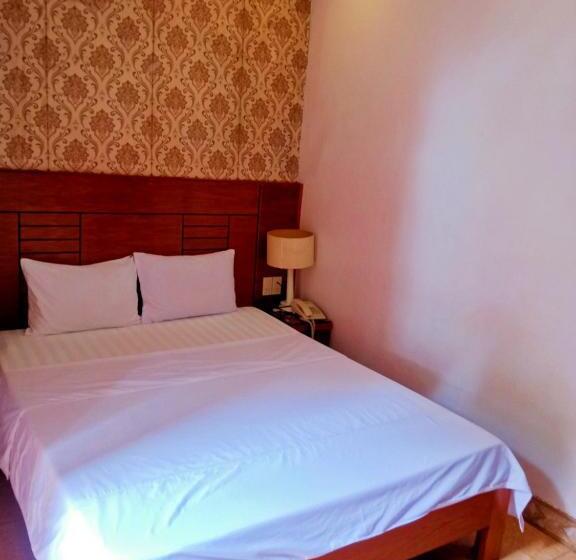 هتل Khách Sạn Hoàng Gia