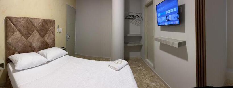 בית מלון כפרי La Candelaria House