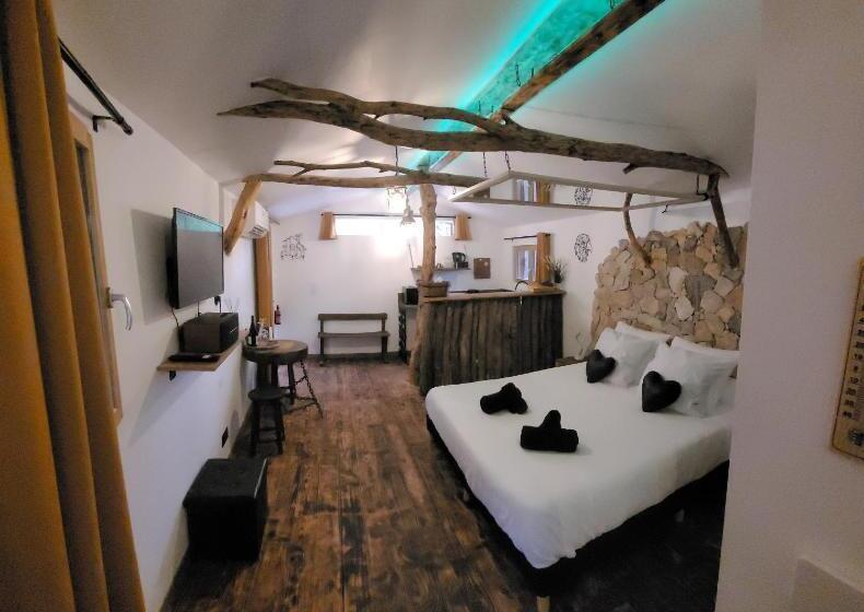 ホテル Love Room Danslesbois Avec Spa