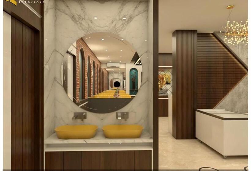 호텔 Madhavan International