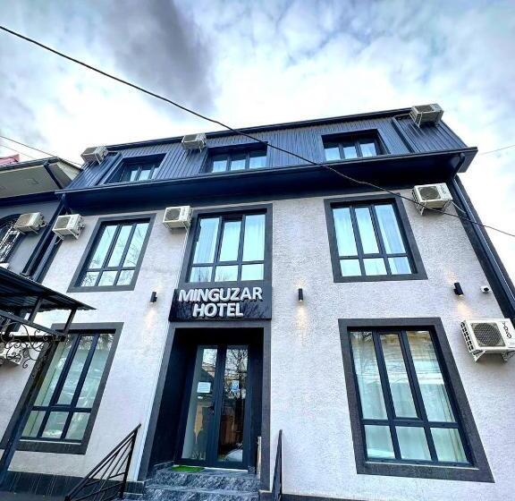 Hotel Minguzar