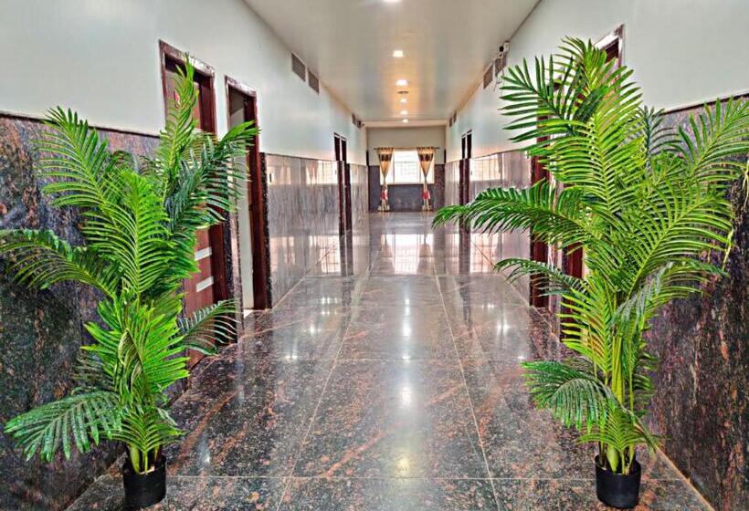 Hotelli Nimba International