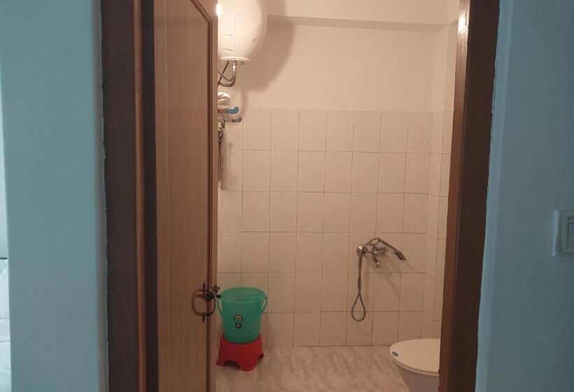 فندق Norbulingka Retreat