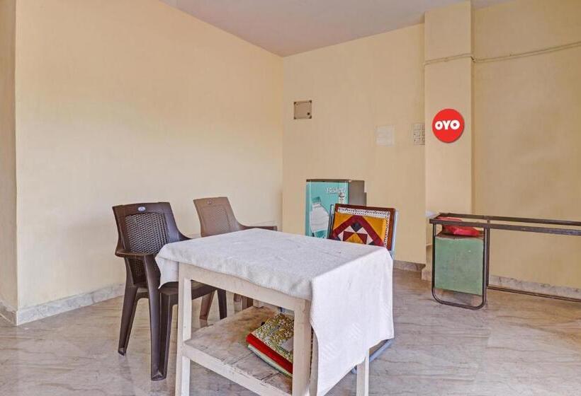 בית מלון כפרי Oyo Flagship Bgs Guest House