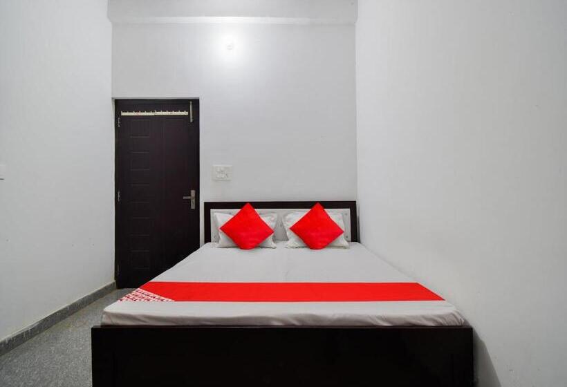 ホテル Oyo Flagship The Diamond Guest House