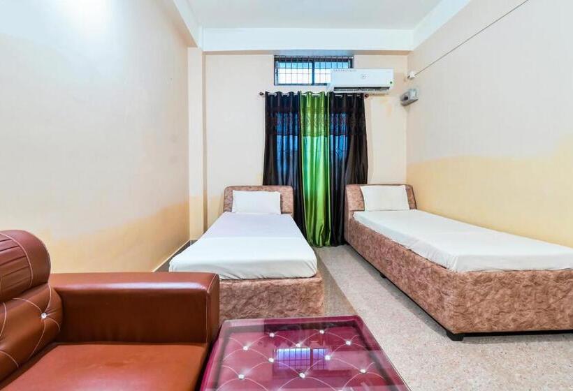 فندق Oyo Florida Restaurant & Guest House