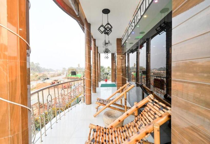 فندق Oyo Florida Restaurant & Guest House