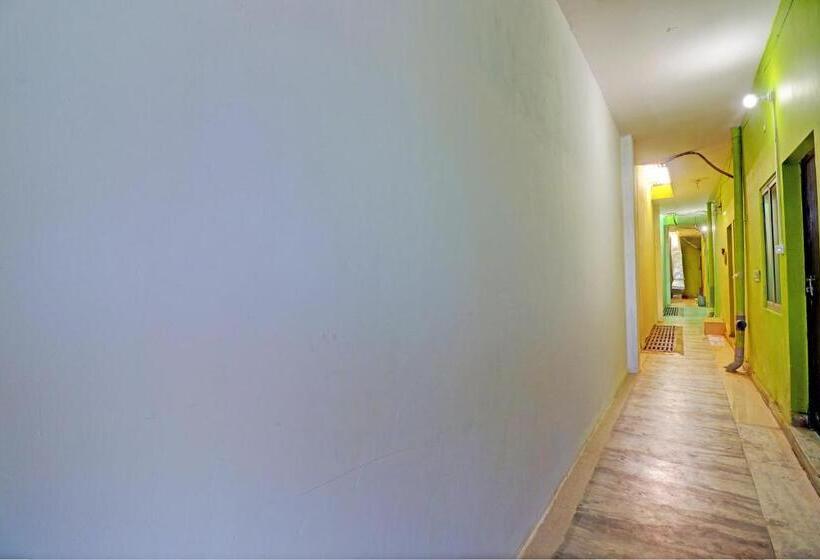 ホテル Oyo Vansh Guest House