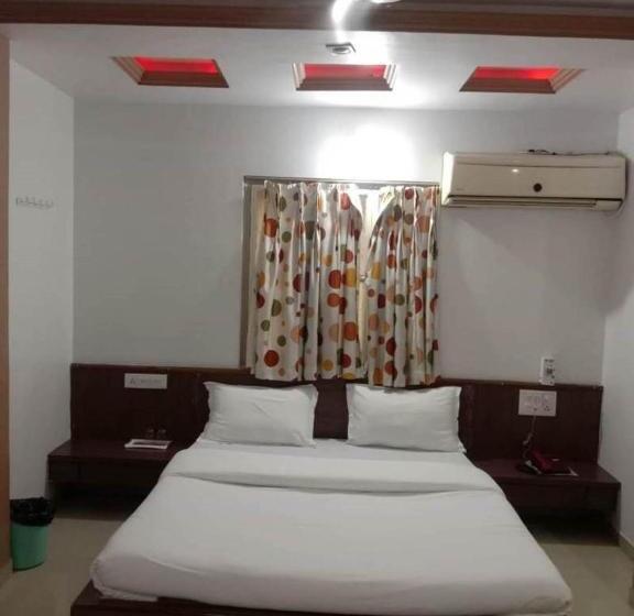 Отель Rajdhani