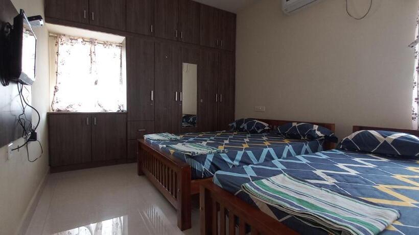 בית מלון כפרי Shantham Service Apartments, Indumanagar, Coimbatore