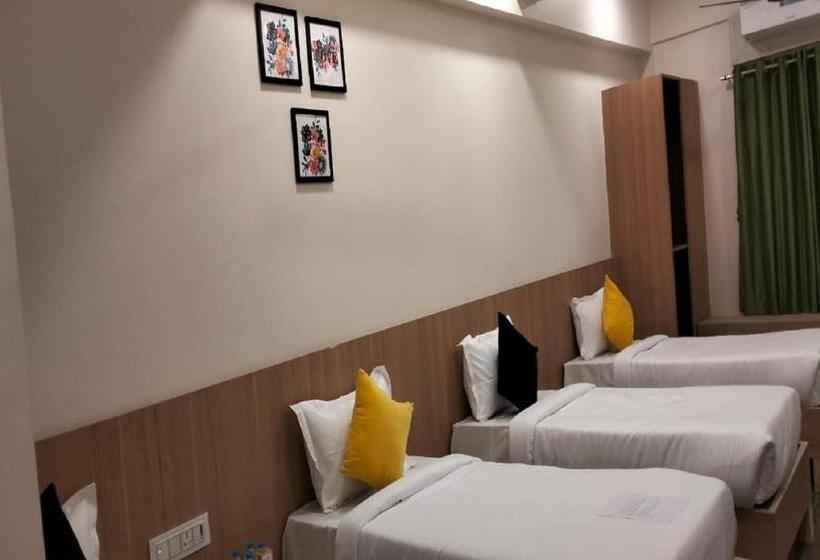 فندق Signum Cityscapes Landmark, Dahej