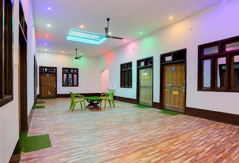 Отель Spot On Unique Guesthouse And Restaurant