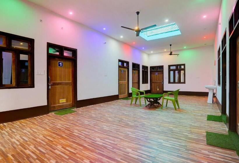 Отель Spot On Unique Guesthouse And Restaurant