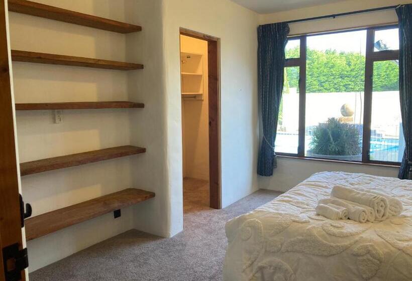 Hotelli The Castle 欧式城堡