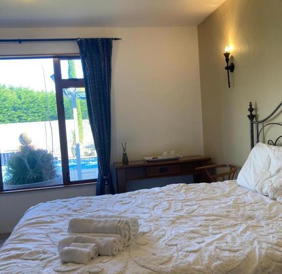 Hotelli The Castle 欧式城堡