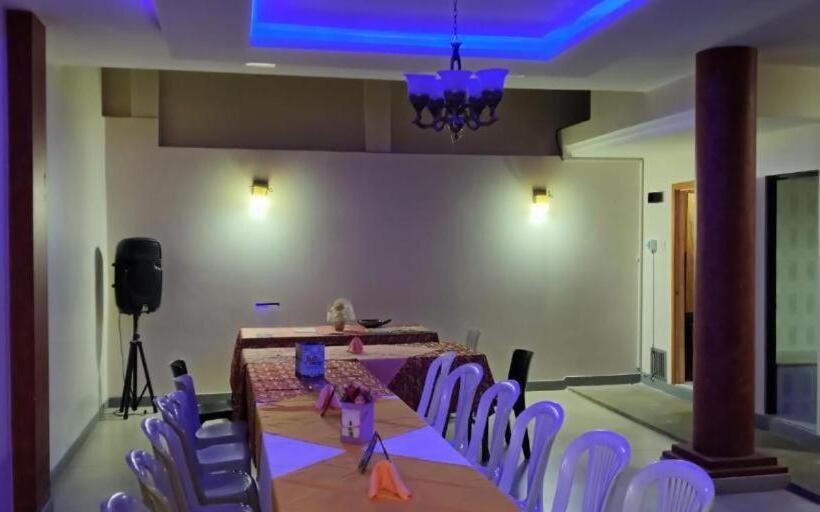 Jomaley , Real Hotel Jomaley