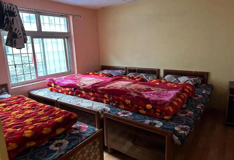 Kedarnath Near Prithvi Yatra Hotel And Doormatry