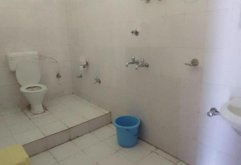 Kedarnath Near Prithvi Yatra Hotel And Doormatry