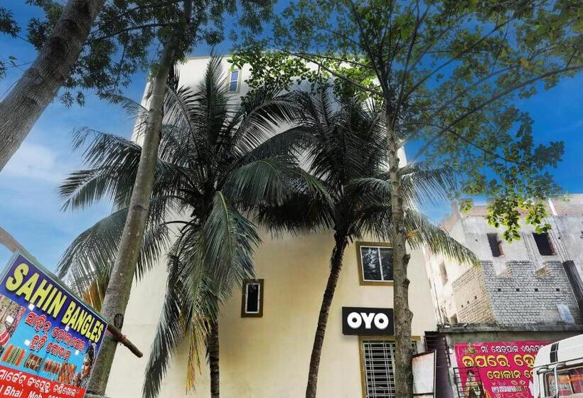 Oyo Flagship Hotel Divine Inn