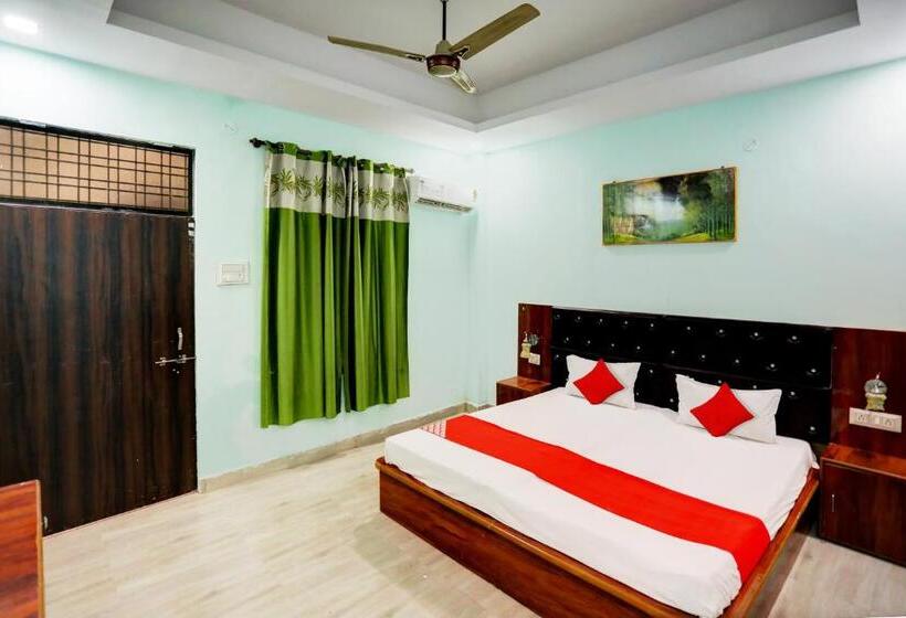 Oyo Flagship Hotel Royal Suv Galaxy