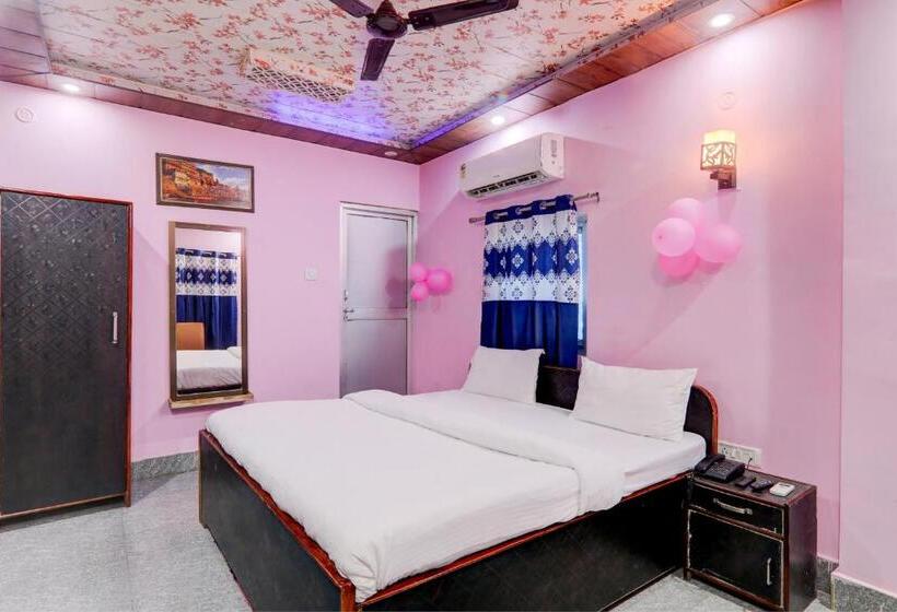 酒店 Satyam Shivam Sundaram