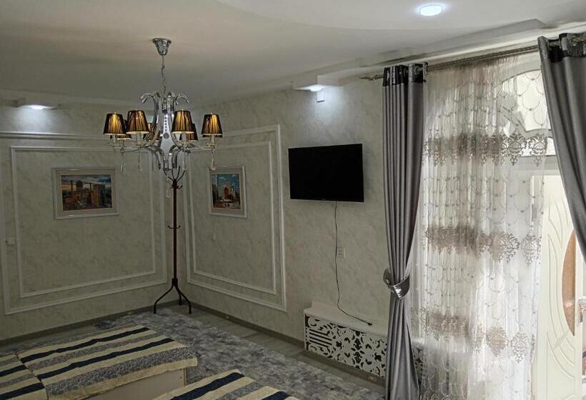 膳宿费 Abubakir Guests House