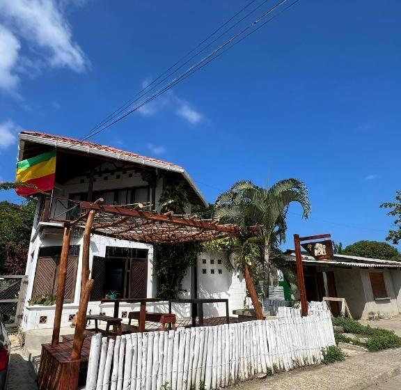 פנסיון Afro Hostel