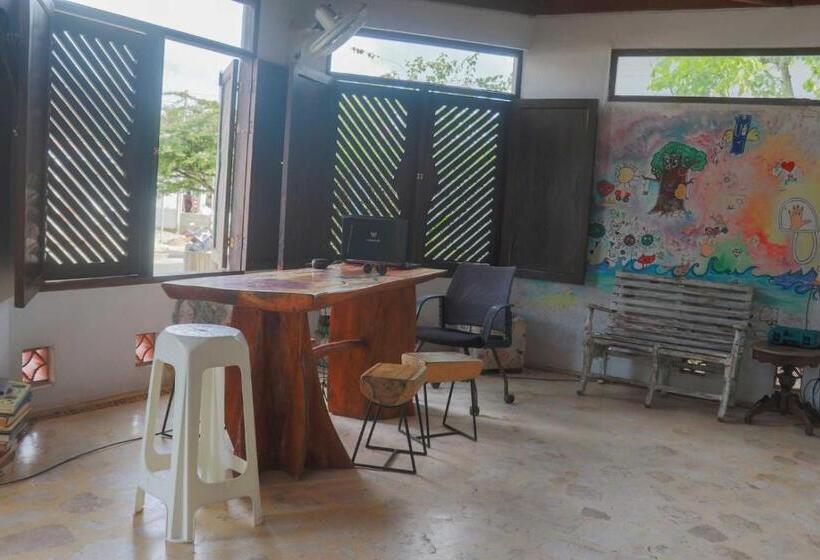 פנסיון Afro Hostel