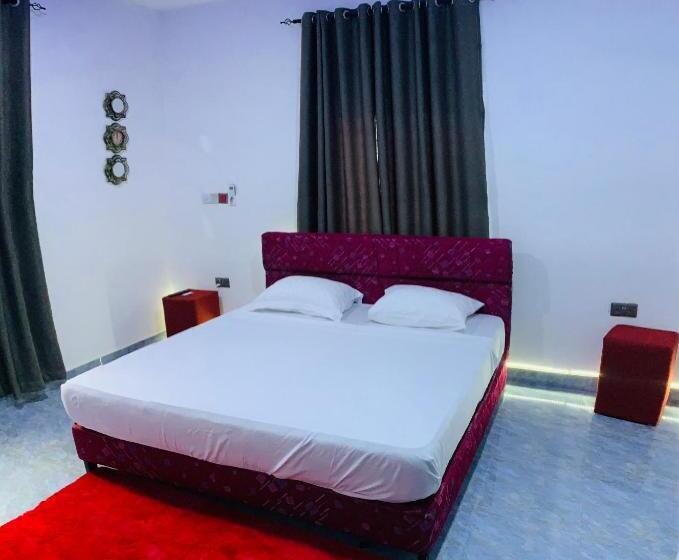 پانسیون Apple Royal Apartment