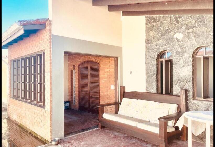 ペンション Casa Do Duke: Lar Dos Grandes