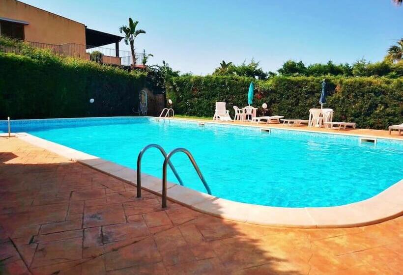 بنسيون Casa Vacanze Oasi Verde