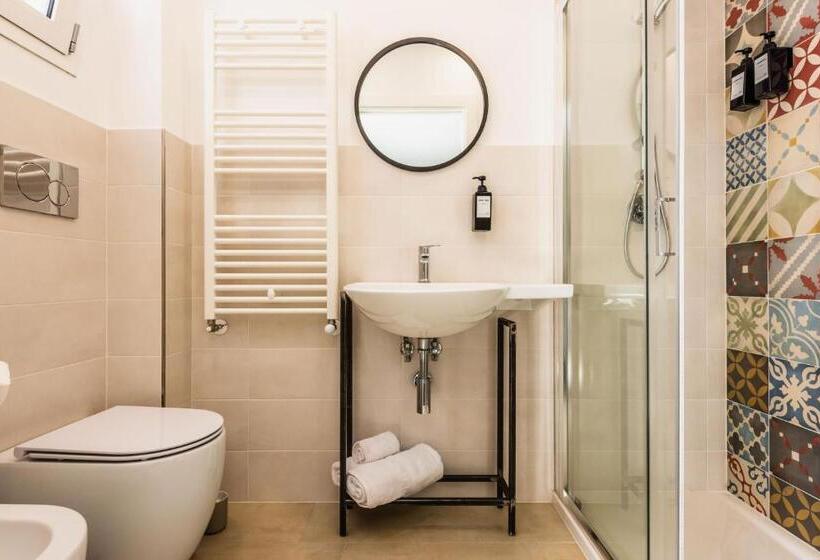 بنسيون Case Varanni   Rooms