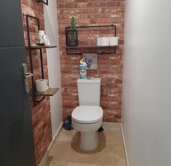 Пансион Chez Monique Et Rémi