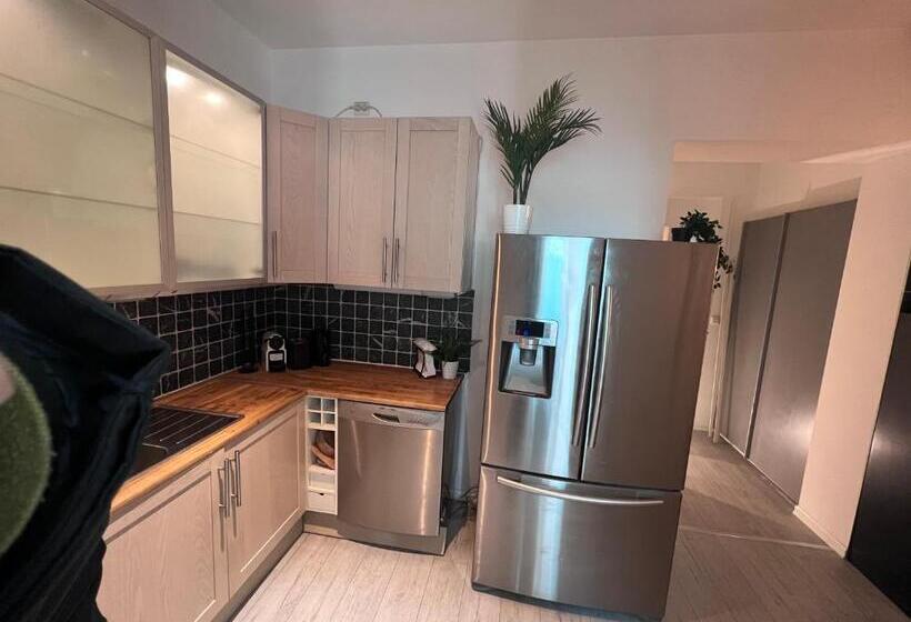 پانسیون Cozy Room With Smart Solutions Grunerløkka Central Happy Days