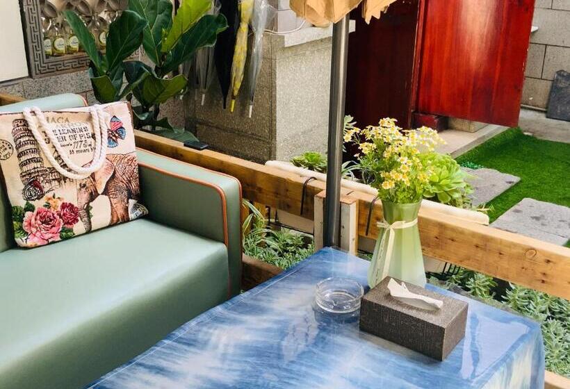 بنسيون Dali Ancient City Rain Inn