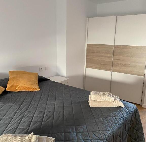 بنسيون Fam De Vida