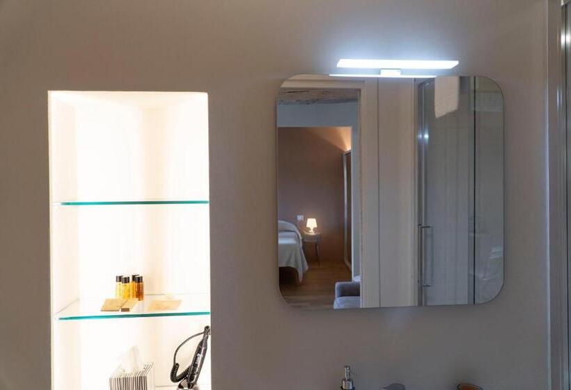 膳宿费 Losanna Suites