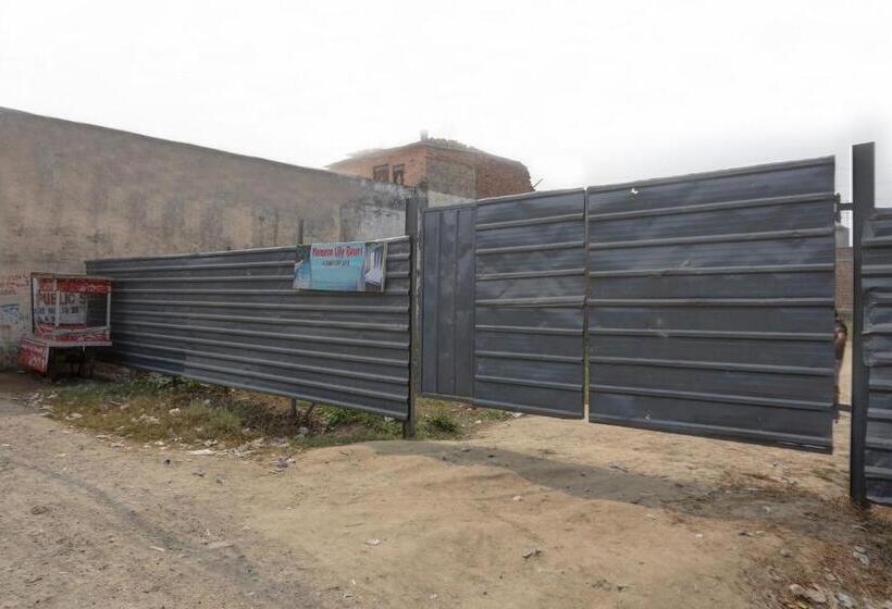 بنسيون Spot On Monsoon Lilly Resort