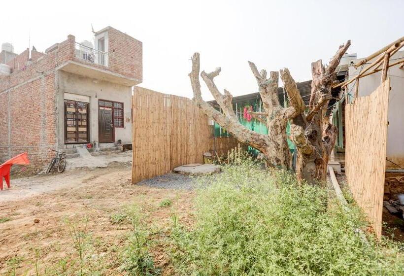 بنسيون Spot On Monsoon Lilly Resort