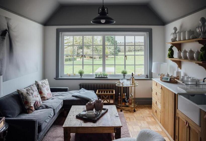 بنسيون Ripple Cottage