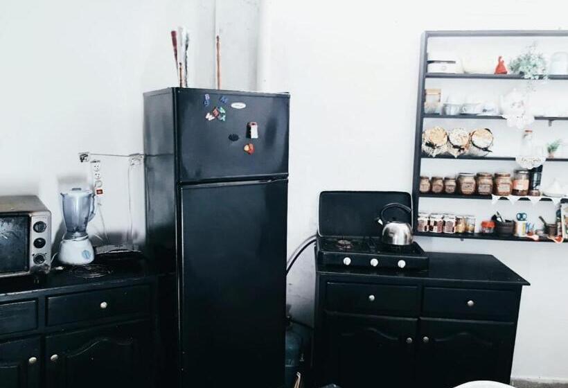 پانسیون Room In Guest Room   Nadia Chamber With Lounge Terrace