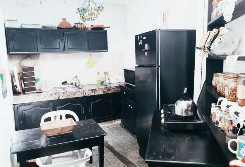 پانسیون Room In Guest Room   Nadia Chamber With Lounge Terrace